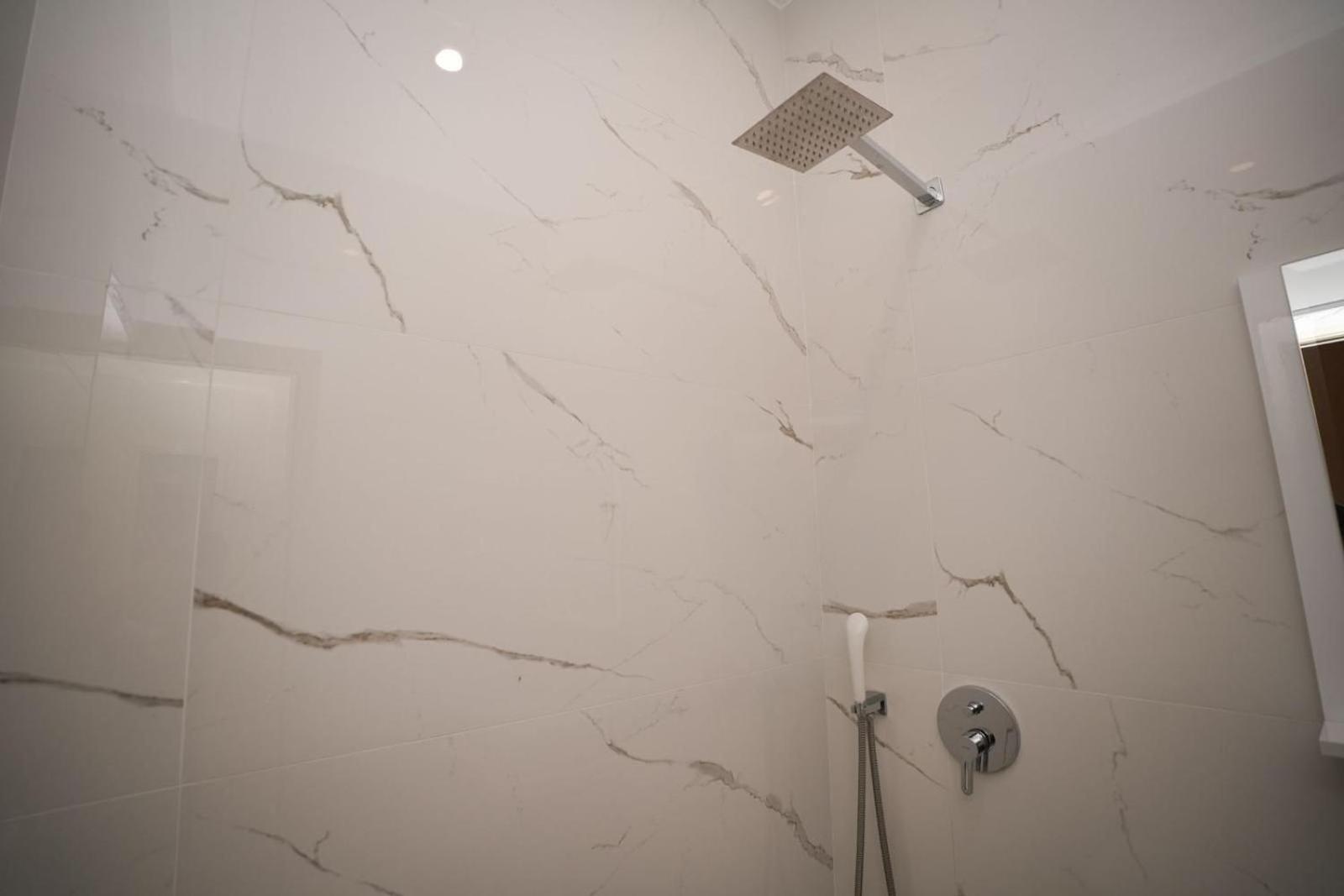Hotel Kojku Durrës Quarto foto